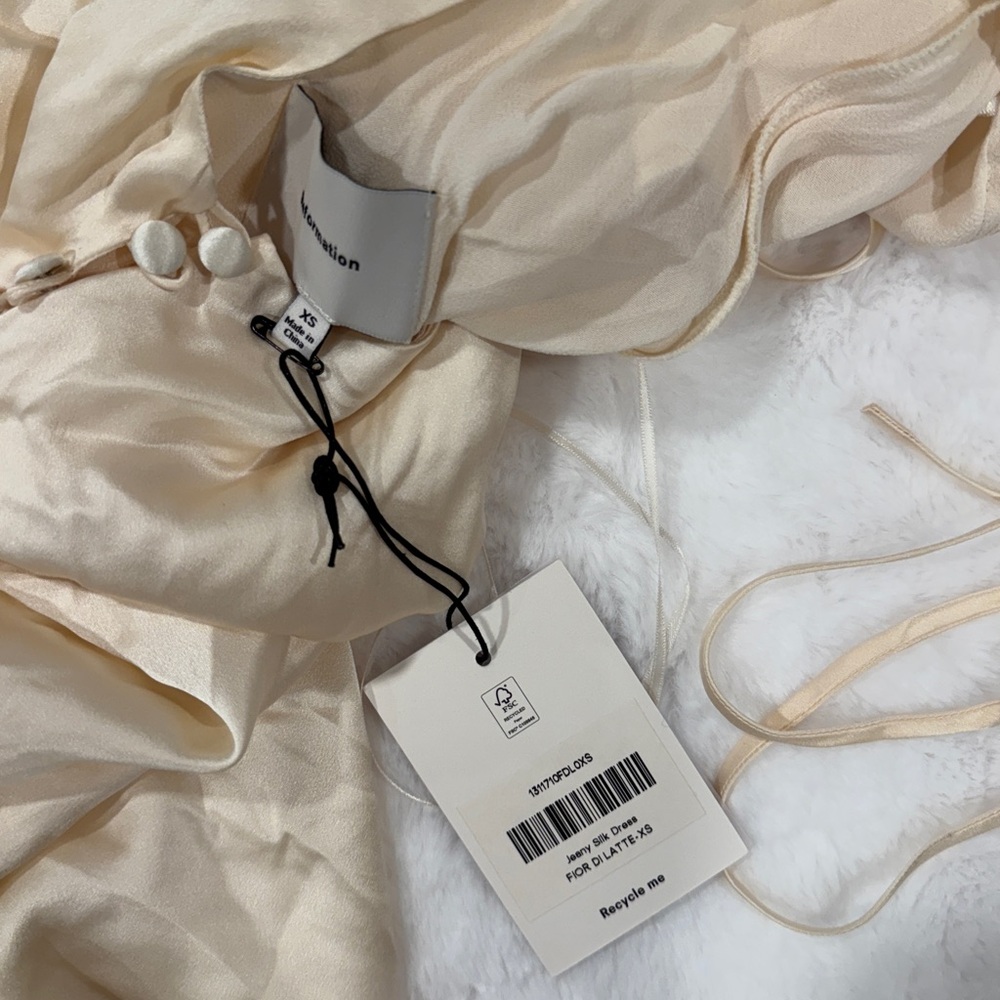 REFORMATION NWT Jeany Dress in Ivory - Picture 11 of 13
